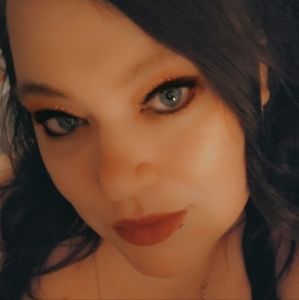 Meet your Posher, Brittney